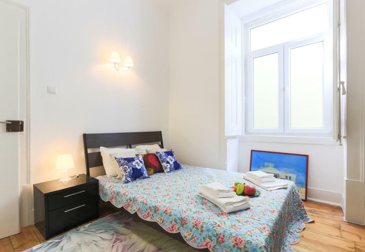 Lisbon Secret & Charming Baixa 4 Bedroom Apartment Exteriör bild
